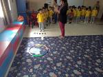 Kindergarten : Indoor obstacle course